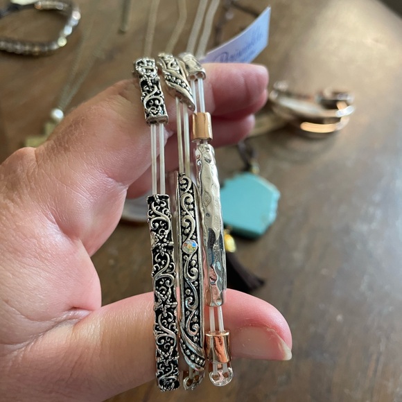 Jewelry Collection - Picture 4 of 8